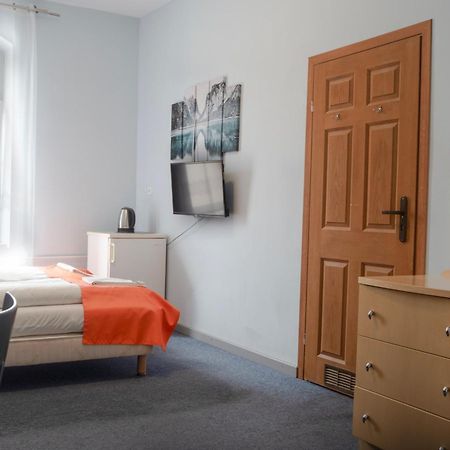Hostel Krosnienska 12 Zielona Góra Exteriör bild