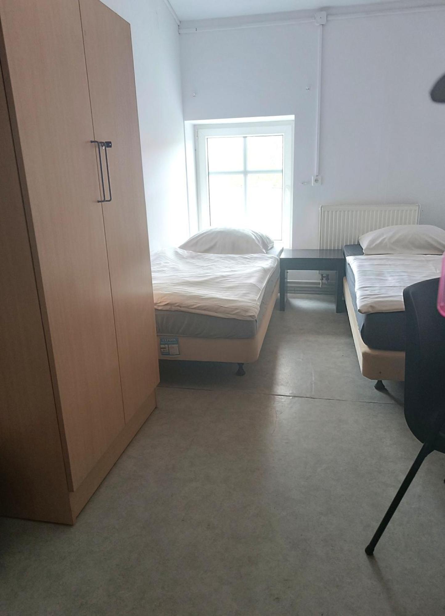 Hostel Krosnienska 12 Zielona Góra Exteriör bild