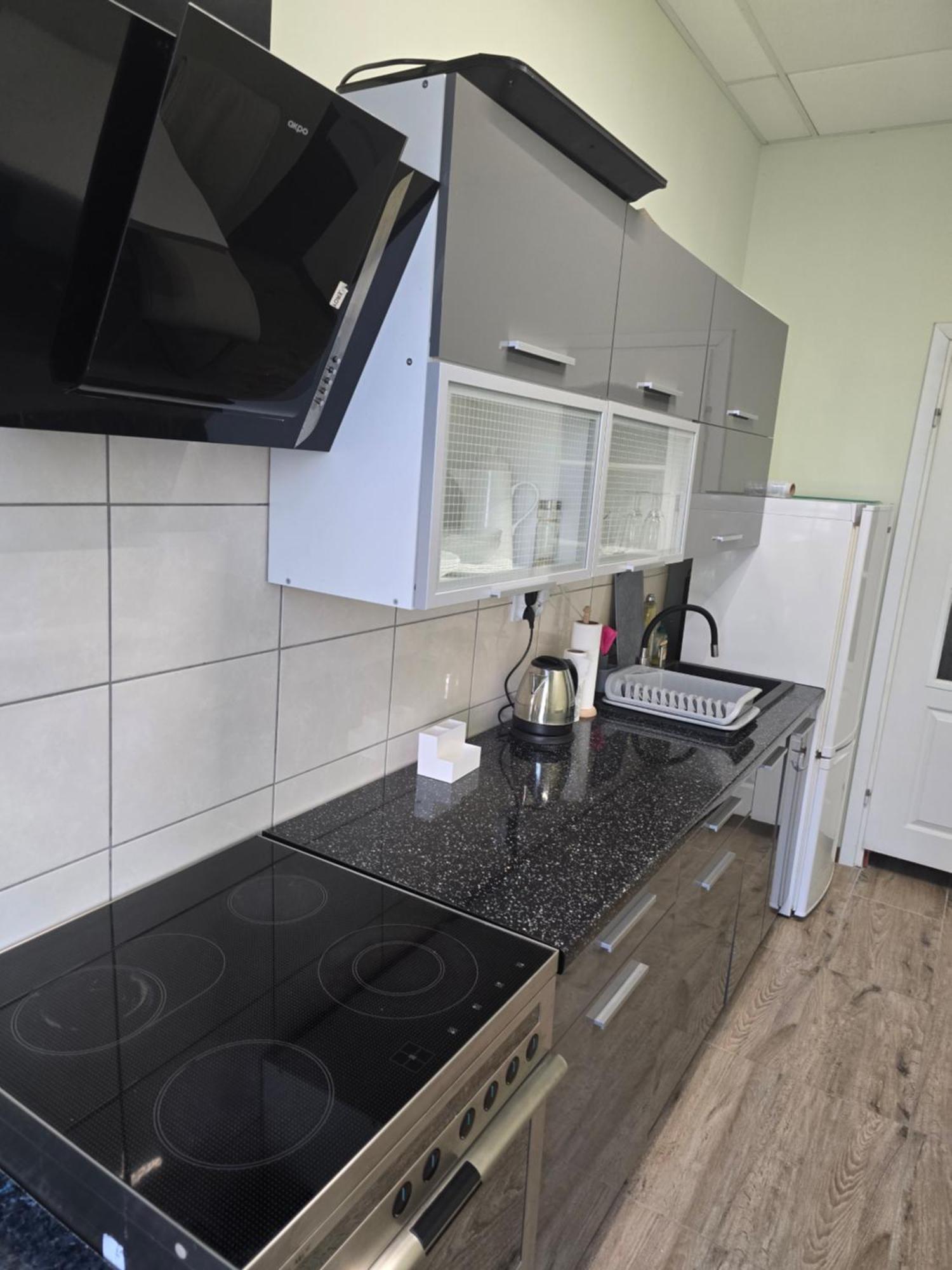 Hostel Krosnienska 12 Zielona Góra Exteriör bild